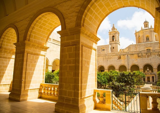 Maltos sala Malta 8