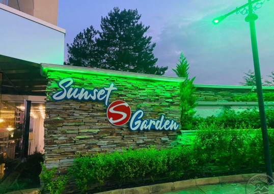 SUNSET HOTEL 11