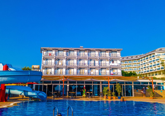 ELYSIUM ELITE HOTEL & SPA 2