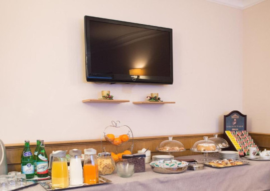 HOTEL LEOPARDI 7