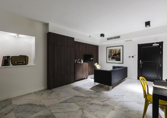 SU29 HOTEL 8