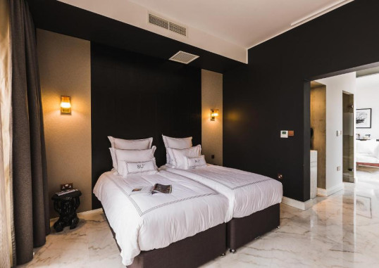 SU29 HOTEL 3