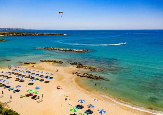 CORALLIA BEACH HOTEL APTS 4