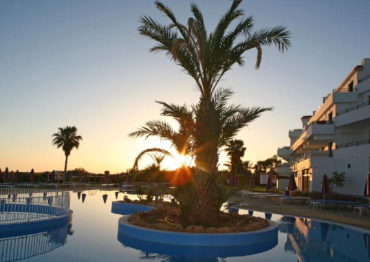 CORALLIA BEACH HOTEL APTS 5