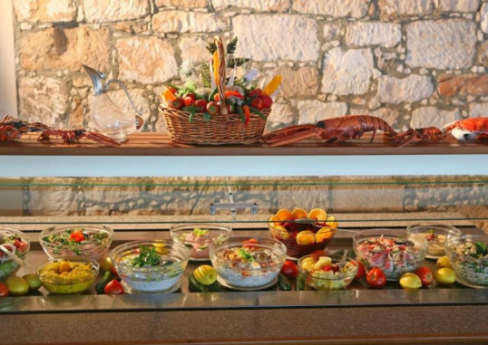 CORALLIA BEACH HOTEL APTS 8
