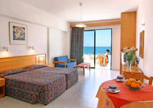 CORALLIA BEACH HOTEL APTS 15