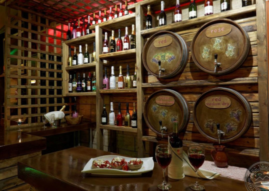 PHILOXENIA HOTEL & SPA 8