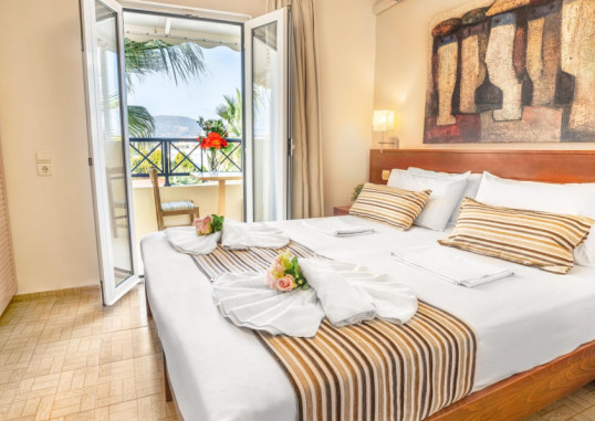 PHILOXENIA HOTEL & SPA 3