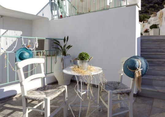 AGLAIA APARTMENTS 9