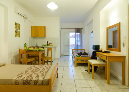AGLAIA APARTMENTS 11