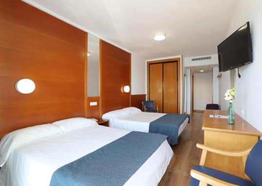 HOTEL POSEIDON PLAYA 18