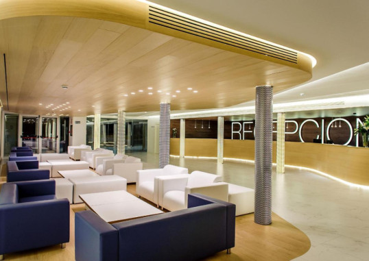 HOTEL CARLOS I 23