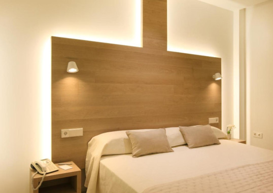 HOTEL CARLOS I 30