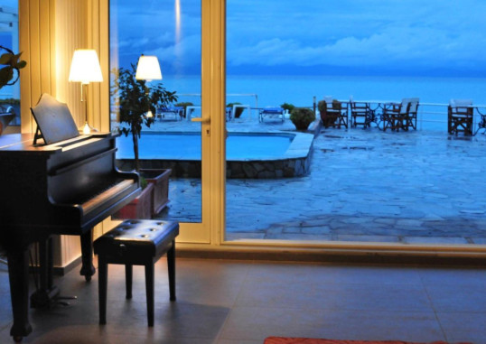 LIDO HOTEL 18
