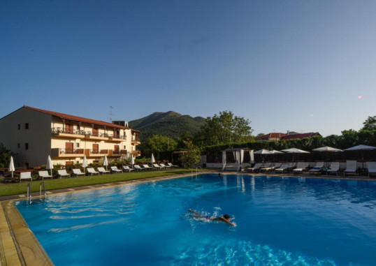 MONT HELMOS HOTEL 8