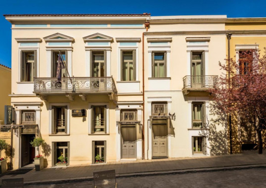 MAISON GRECQUE 1