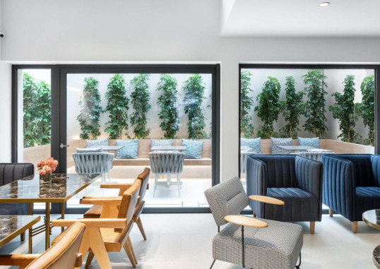 DAYS CITY SUITES 12