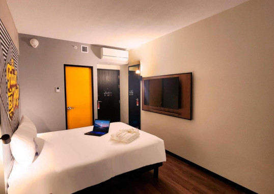 IBIS STYLES LIMA SAN ISIDRO 14