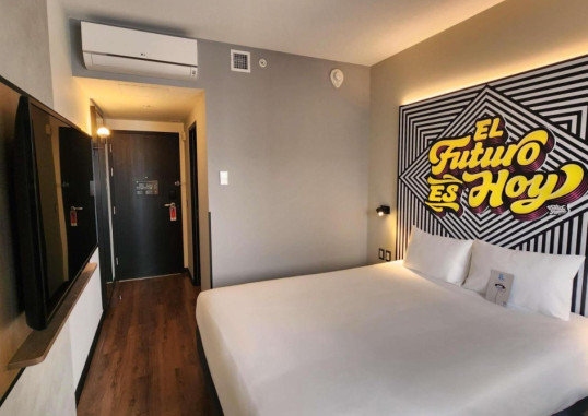 IBIS STYLES LIMA SAN ISIDRO 18