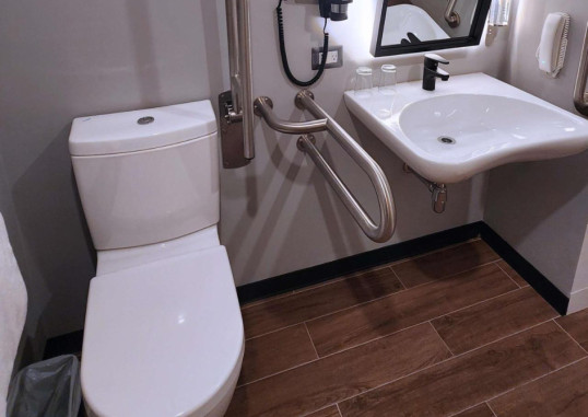 IBIS STYLES LIMA SAN ISIDRO 21