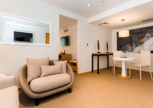 MELIÁ LIMA 12