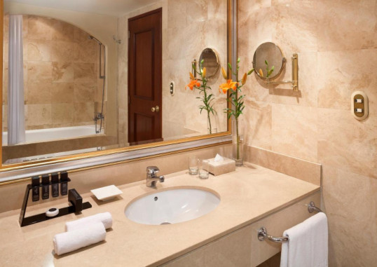 MELIÁ LIMA 18