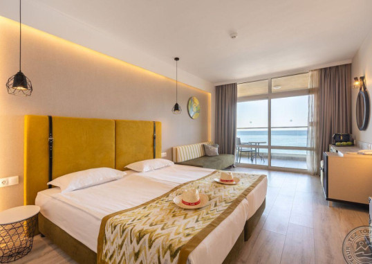 GRIFID ENCANTO BEACH 3