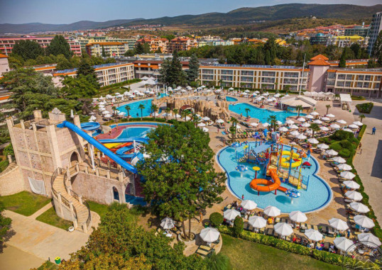 DIT EVRIKA BEACH CLUB HOTEL 4