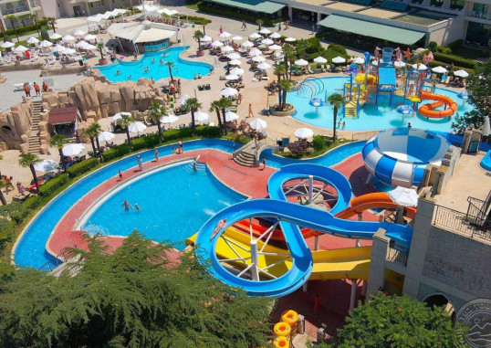 DIT EVRIKA BEACH CLUB HOTEL 2