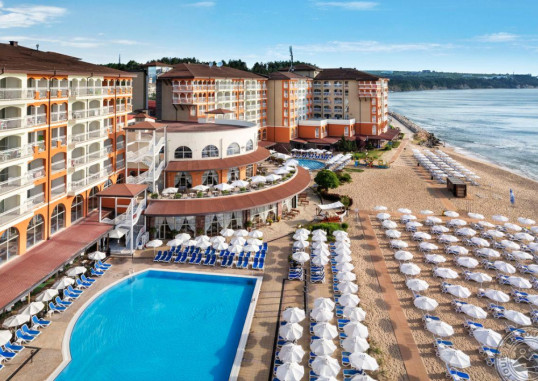 SOL LUNA BAY RESORT 1