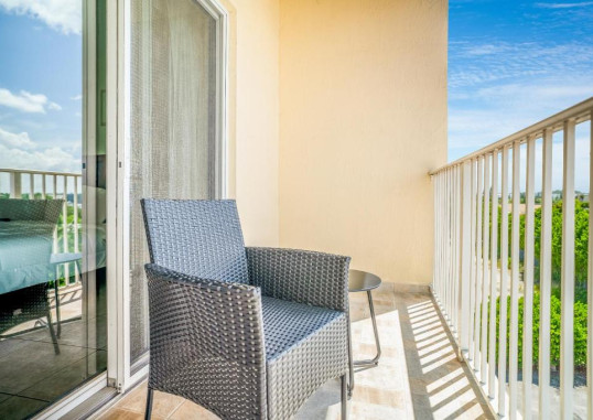 SOUTH RIVER SUITES 17