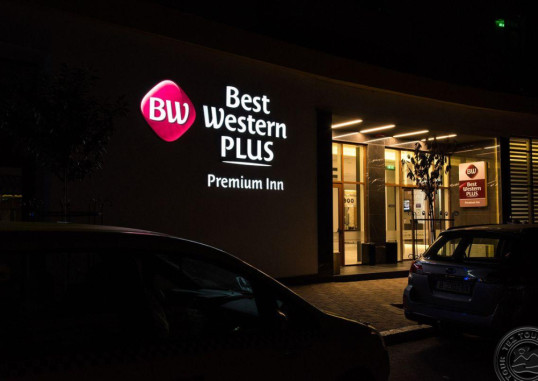 BEST WESTERN PLUS PREMIUM INN & CASINO 11