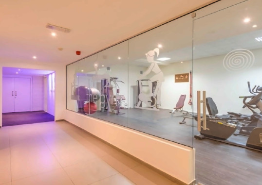 MELPOANTIA LUXURY APARTMENTS AND SUITE 19