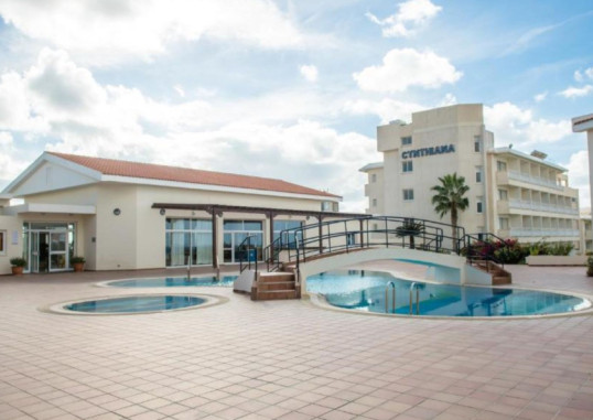 CYNTHIANA BEACH HOTEL 6