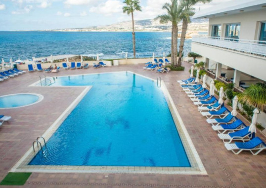 CYNTHIANA BEACH HOTEL 9
