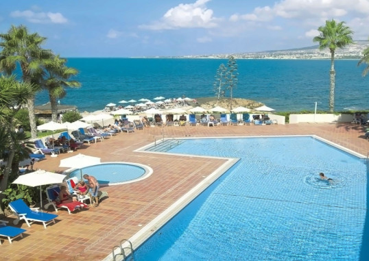 CYNTHIANA BEACH HOTEL 11
