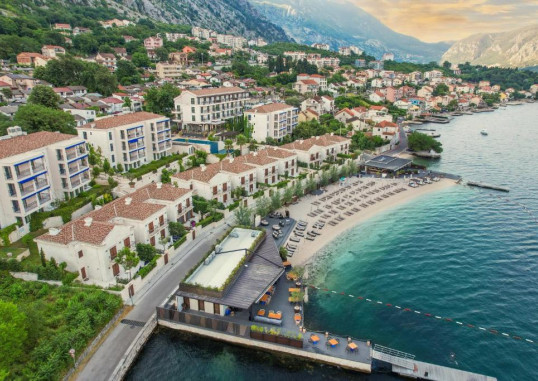 HUMA KOTOR BAY HOTEL & VILLAS 4