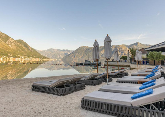 HUMA KOTOR BAY HOTEL & VILLAS 47
