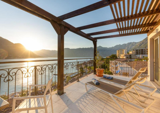 HUMA KOTOR BAY HOTEL & VILLAS 43