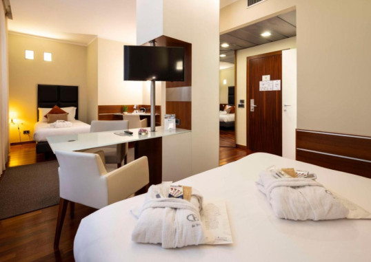 BEST WESTERN HOTEL MADISON 8