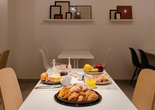 B&B HOTEL COMO CAMERLATA 30
