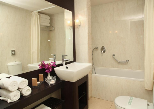 SITIA BEACH CITY RESORT & SPA 1
