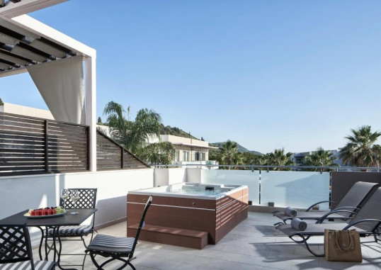 LESANTE CLASSIC LUXURY HOTEL & SPA 2