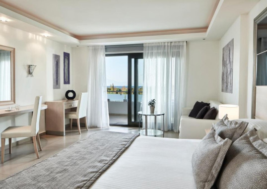 LESANTE CLASSIC LUXURY HOTEL & SPA 9