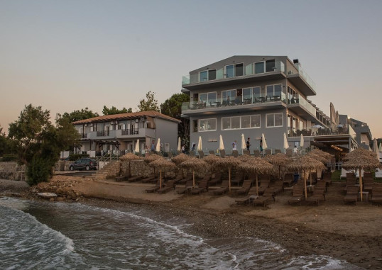 GOLDEN COAST FAMILY RESORT 3