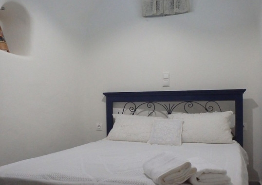 EMMANTINA HOUSES 16