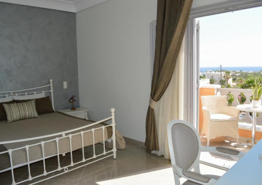 CASTRO HOTEL (SANTORINI) 4