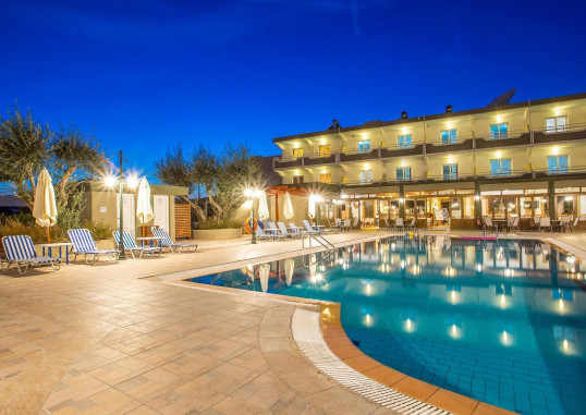 GEORGIA APARTMENTS 9