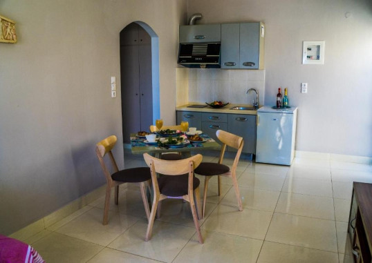 GALAZIO APARTMENTS & SUITES 4