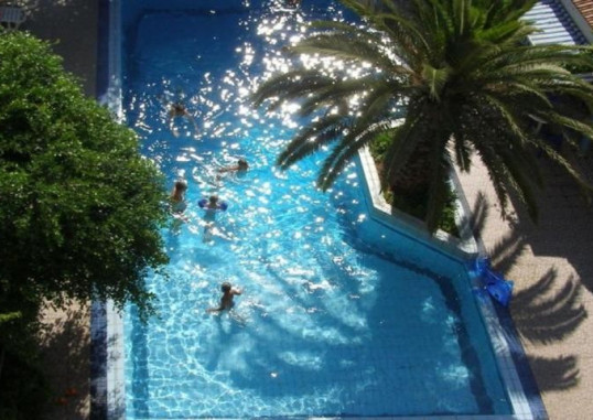 SUNNY RESORT 3